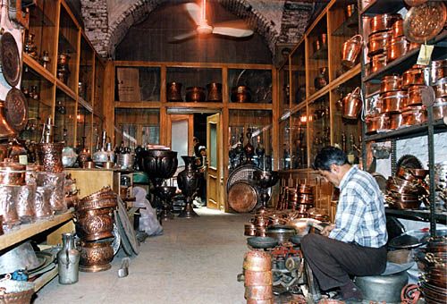 Dans le quartier des artisans du Cuivre